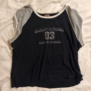 Vintage Harley-Davidson Black and Gray Raglan Crop Top